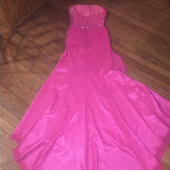 Dress - Picture 5 of 6